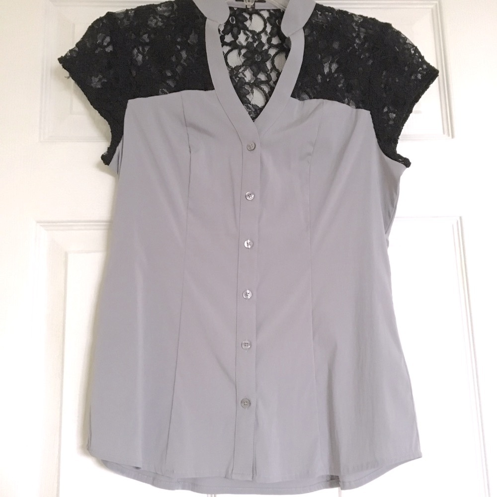 NWT EXPRESS GRAY LACE BLOUSE XS
